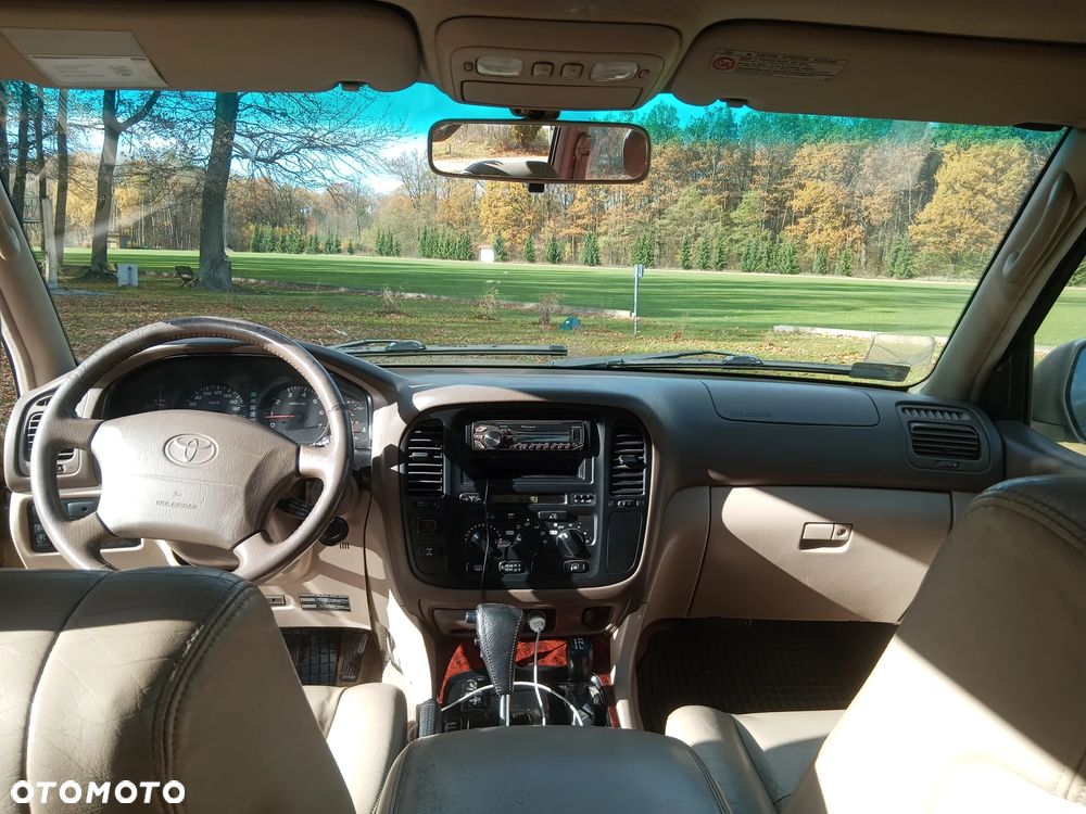 Toyota Land Cruiser 4.7 V8 - 6