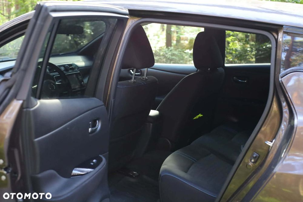 Nissan Leaf - 10