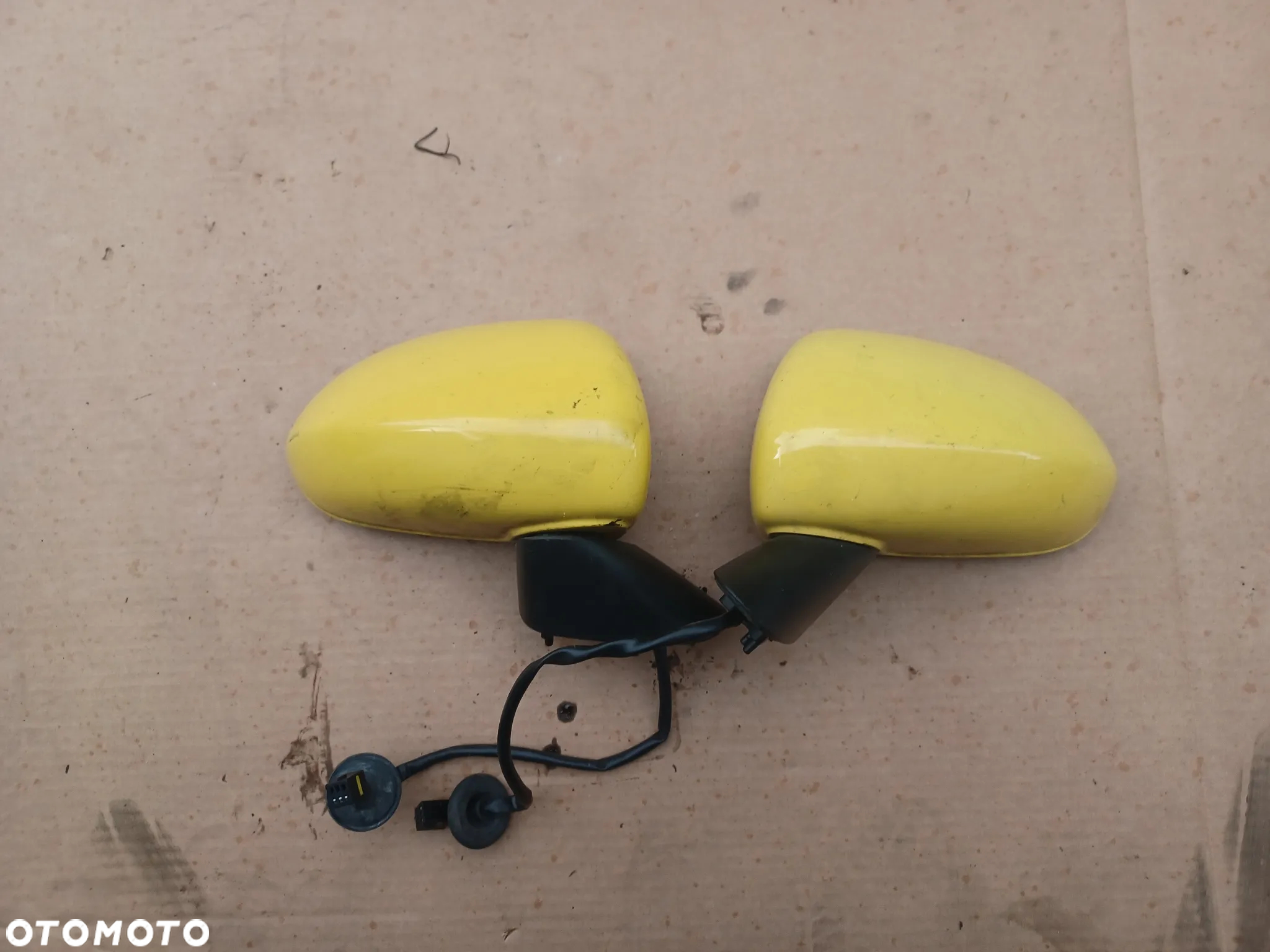 LUSTERKO OPEL CORSA D 3PIN - 4