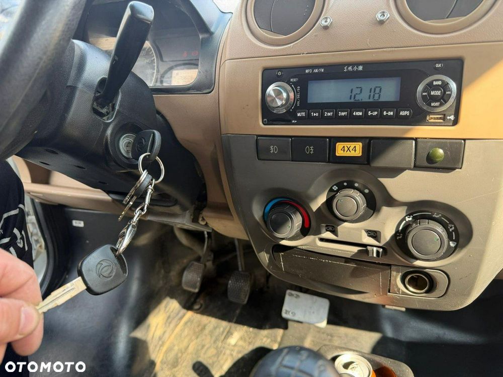 DFSK DFSK Piagoo Foodtruck food truck kontener 2013 - 19