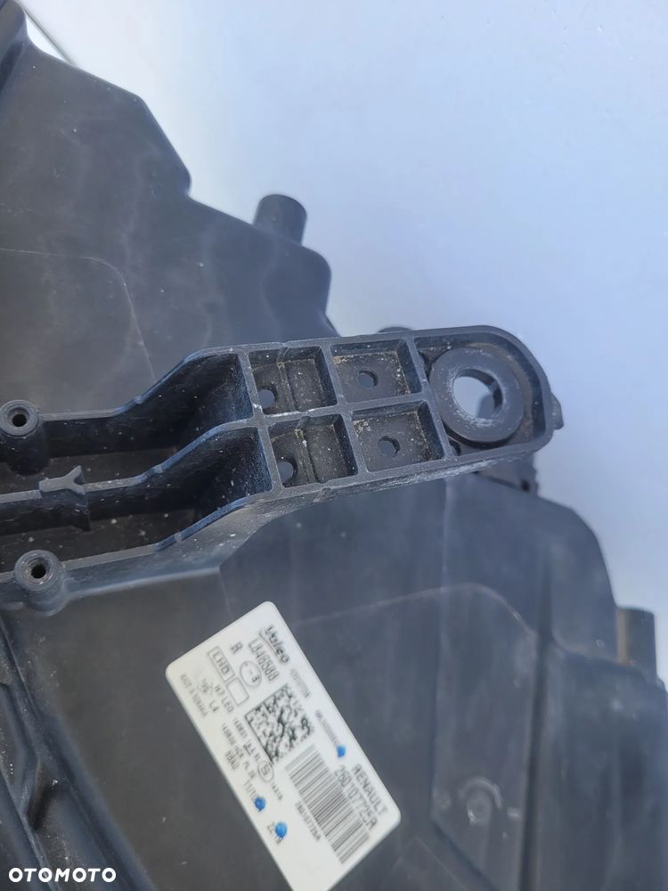 Dacia Duster III lampa przód prawa full led biala - 7