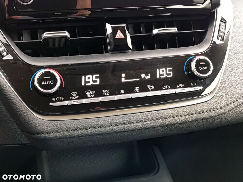 Toyota Corolla - 17