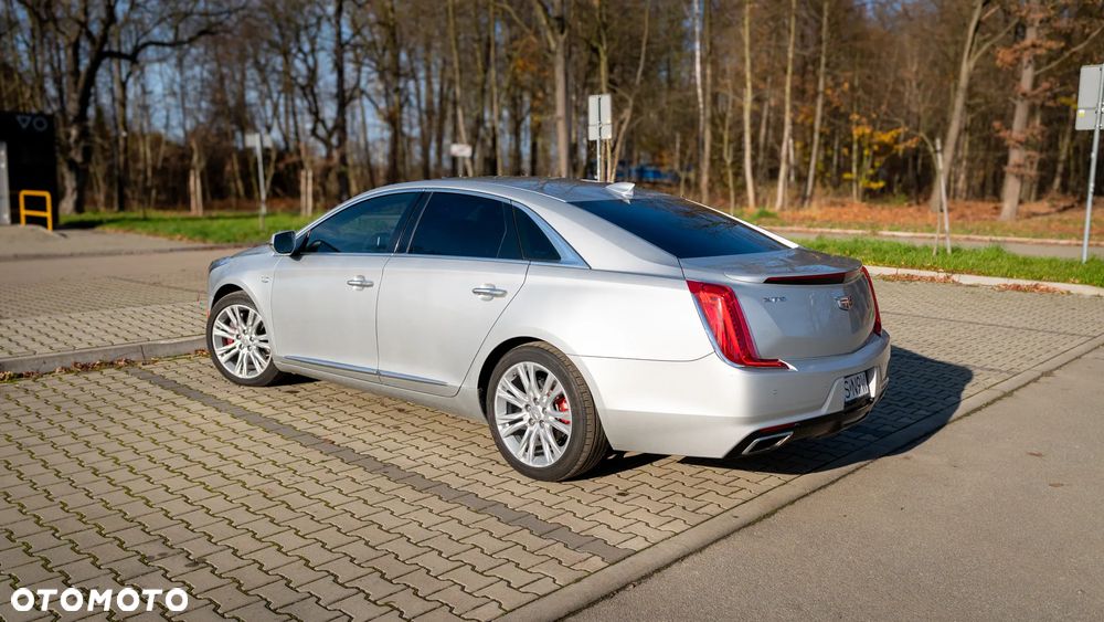 Cadillac XTS - 7