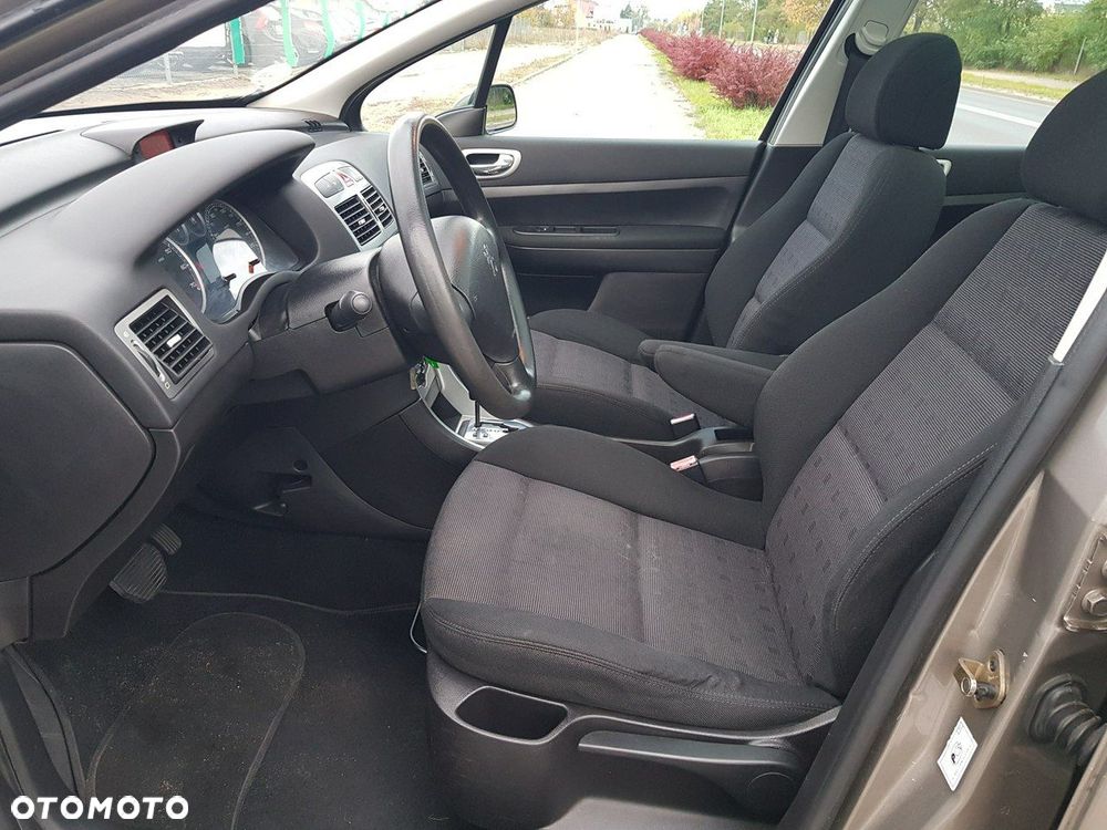 Peugeot 307 1.6 Premium - 9
