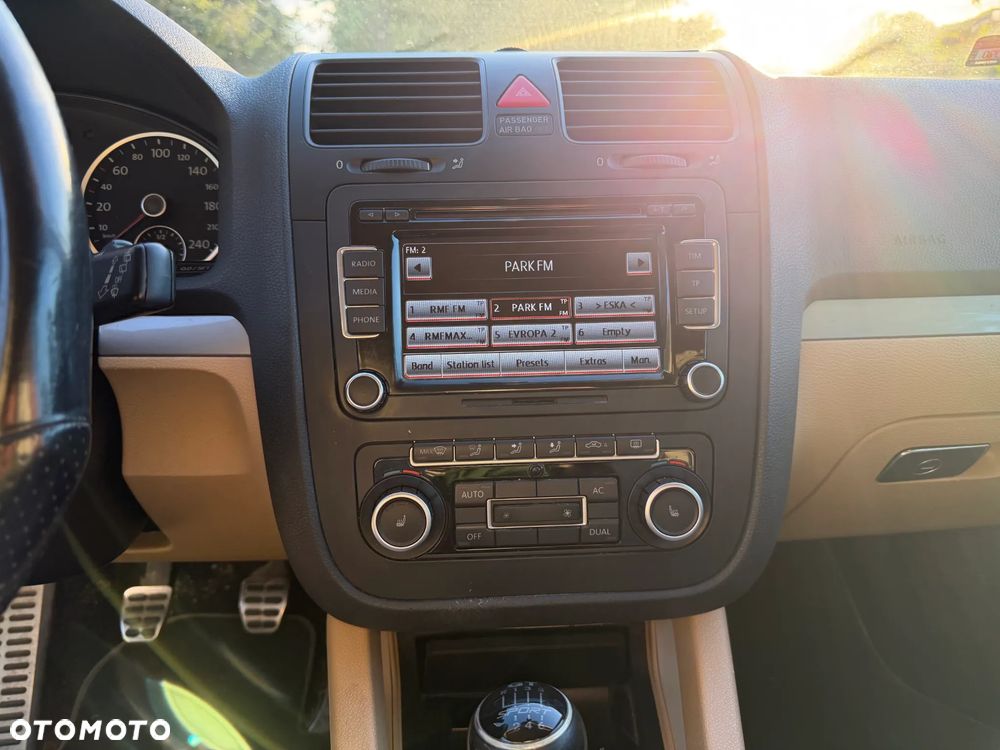 Volkswagen Golf 1.9 TDI GT Sport - 11