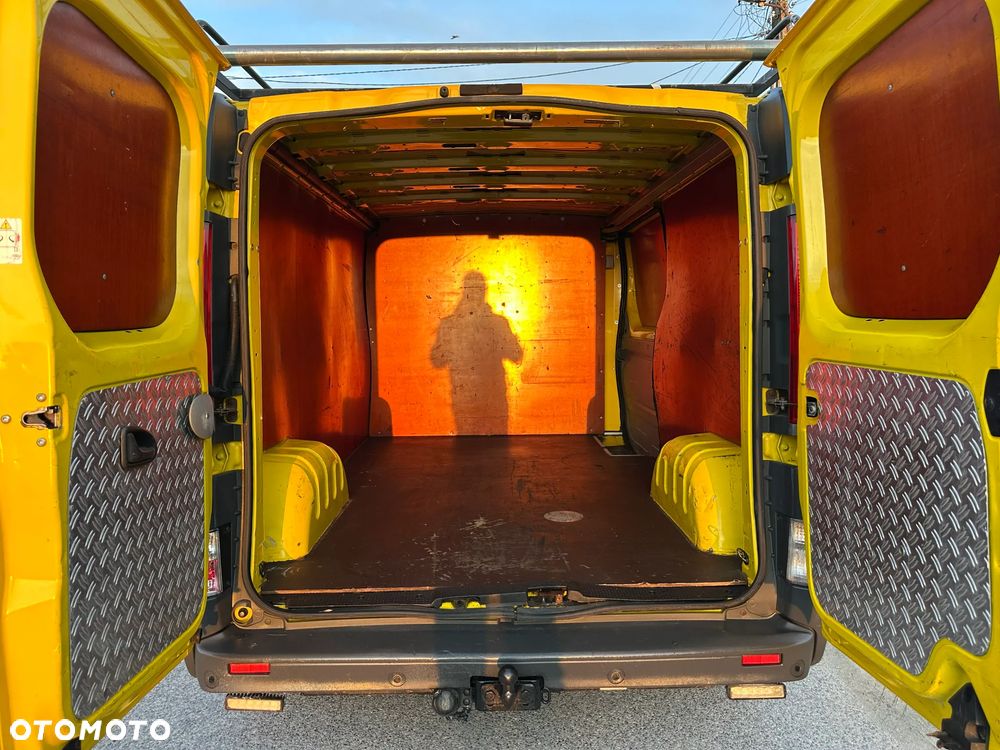 Opel Vivaro - 9