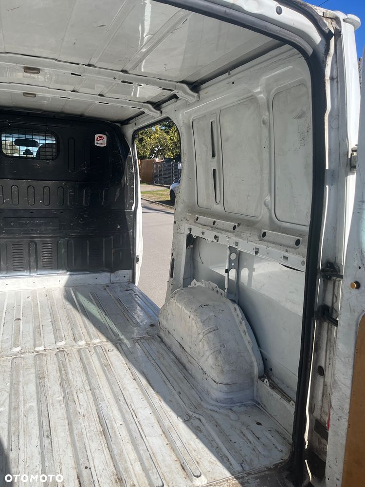 Ford Transit - 17