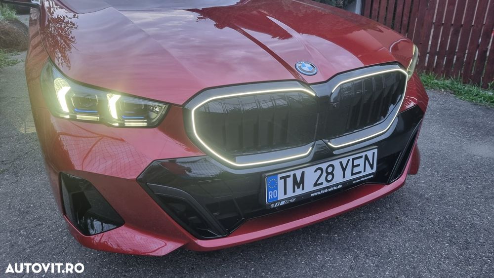 BMW Seria 5 550e xDrive AT PHEV - 5