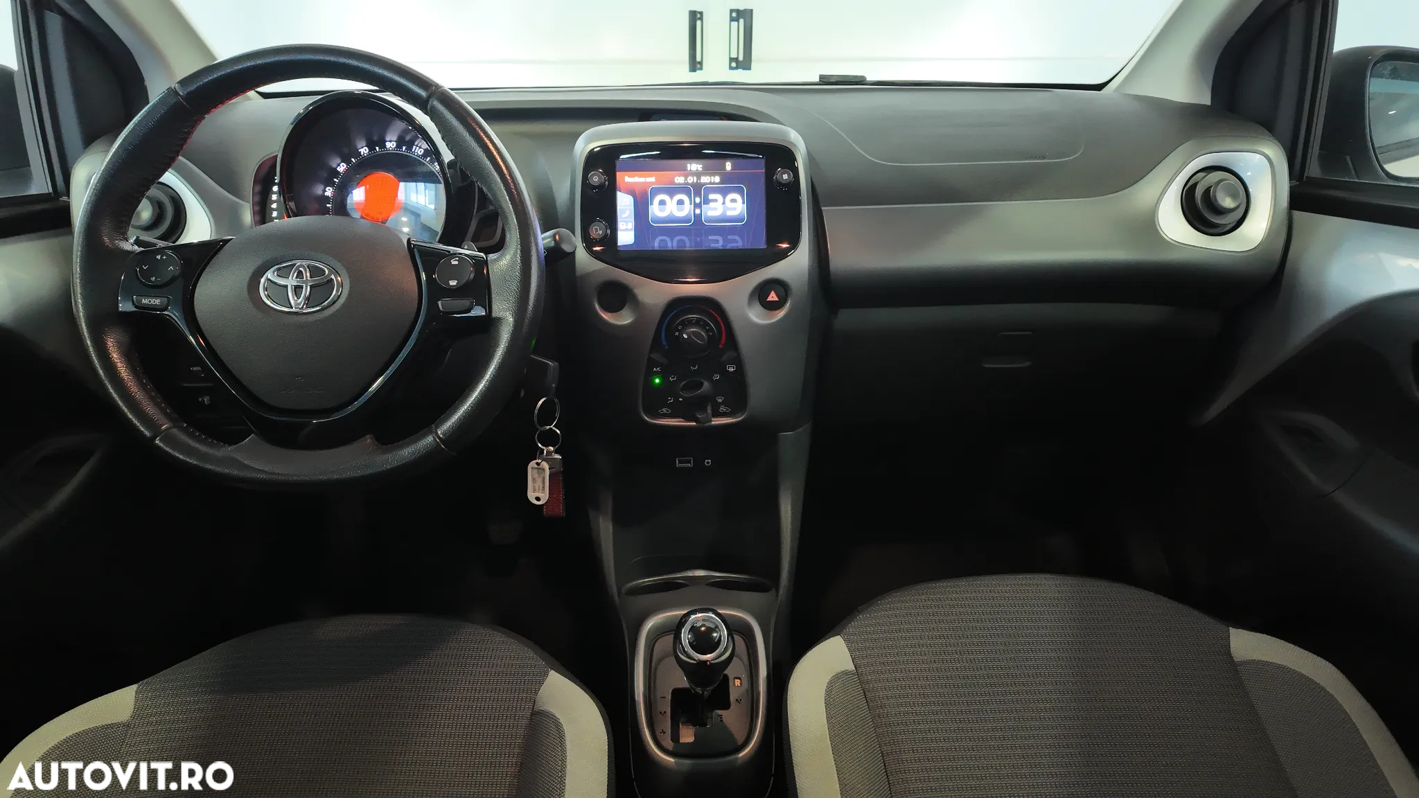 Toyota Aygo 1.0 VVY-I 5 usi MultiMode X-connect - 15
