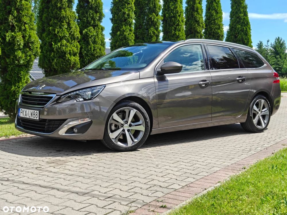Peugeot 308 - 1