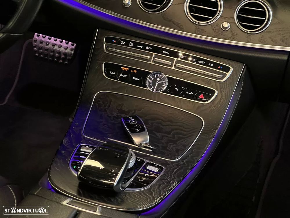 Mercedes-Benz E 220 d 4-Matic All Terrain Avantgarde + - 21