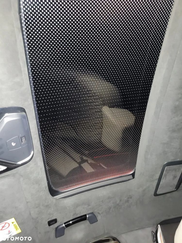 BMW Seria 7 750Li xDrive - 17