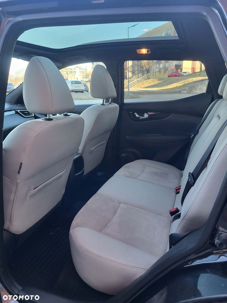 Nissan Qashqai 1.2 DIG-T Tekna - 12