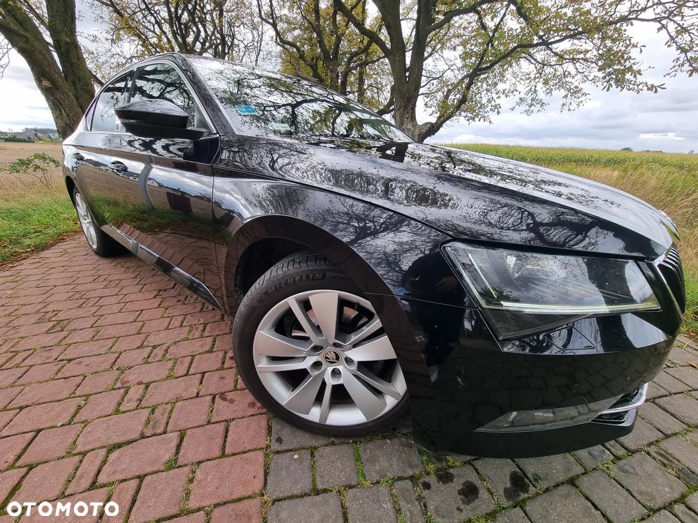 Skoda Superb 2.0 TSI Style DSG - 19