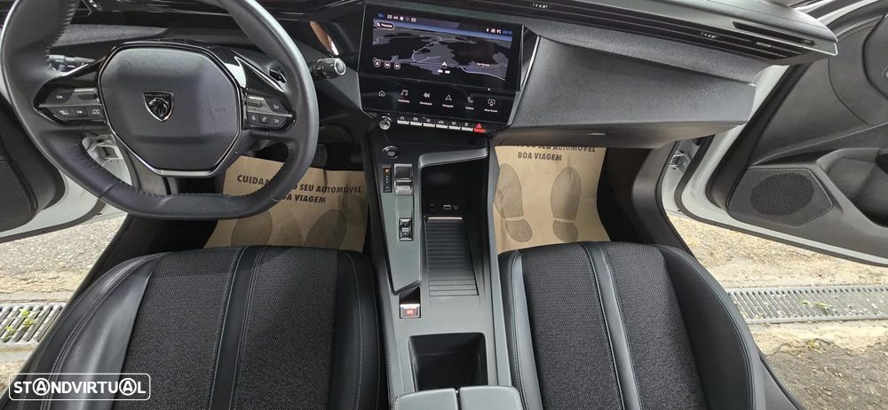 Peugeot 308 BlueHDi 130 EAT8 Allure - 29