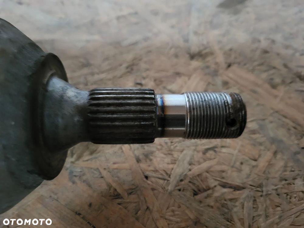 Półoś prawa Peugeot 3008 2.0 HDI - 4