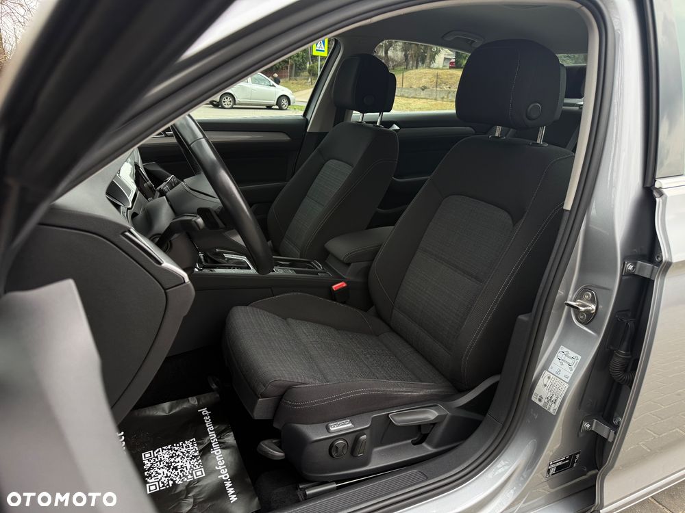 Volkswagen Passat 2.0 TDI EVO Business DSG - 5