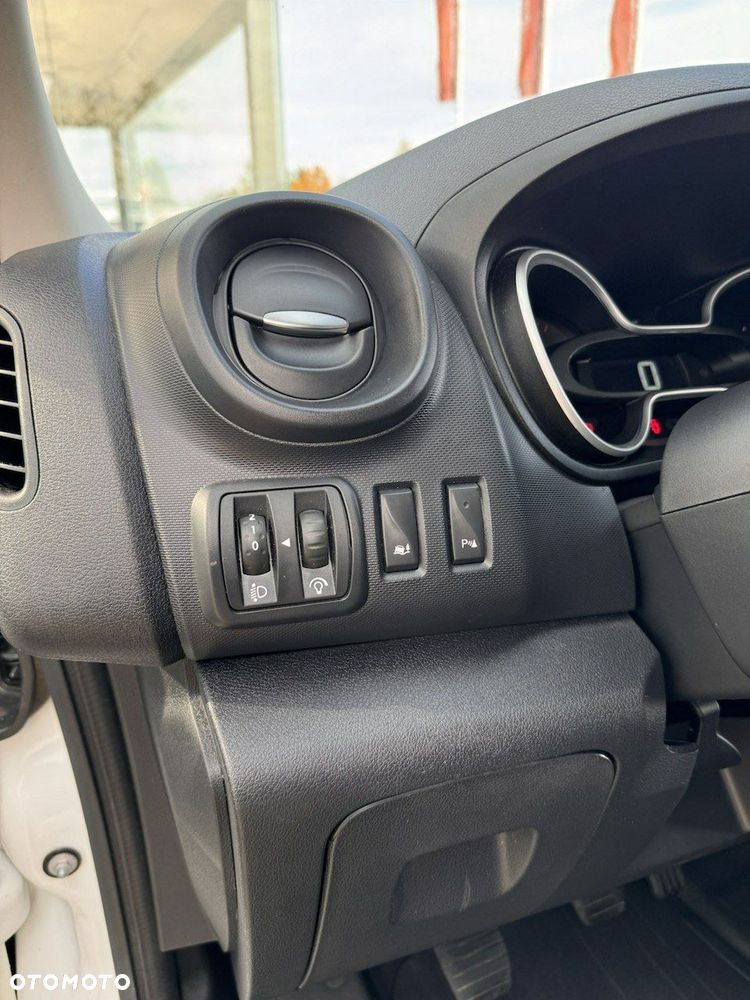 Renault Trafic - 29