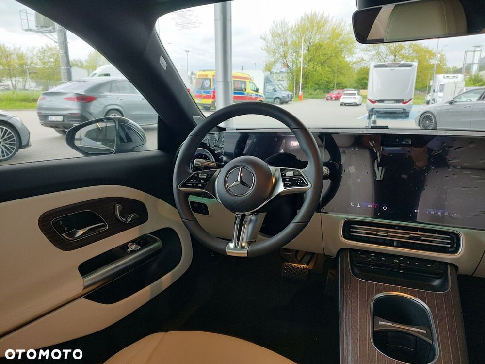 Mercedes-Benz CLA - 11