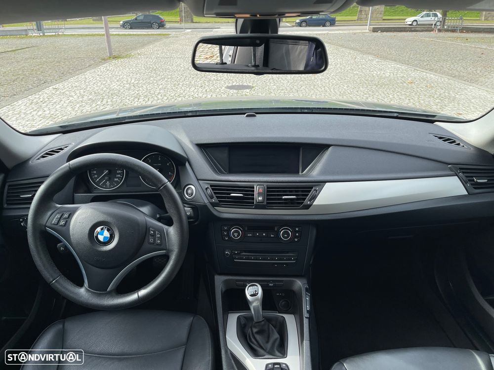 BMW X1 18 d sDrive - 4