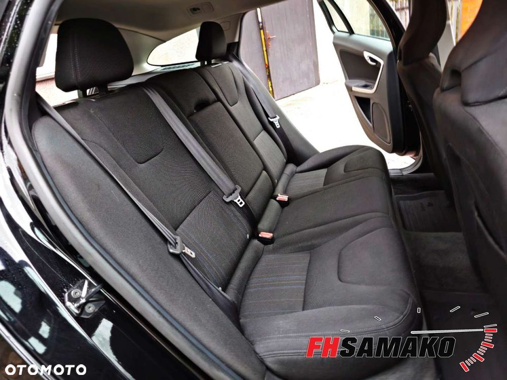 Volvo V60 - 24
