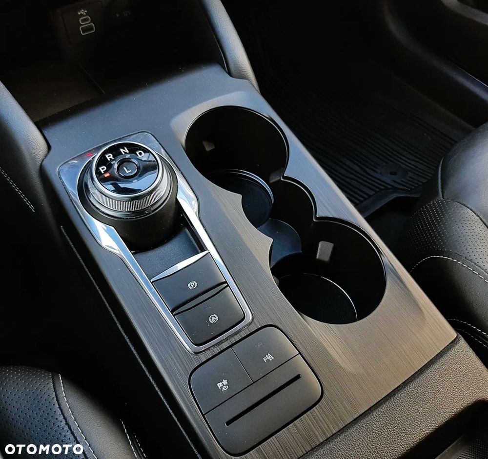 Ford Kuga 2.5 FHEV FWD Vignale - 39