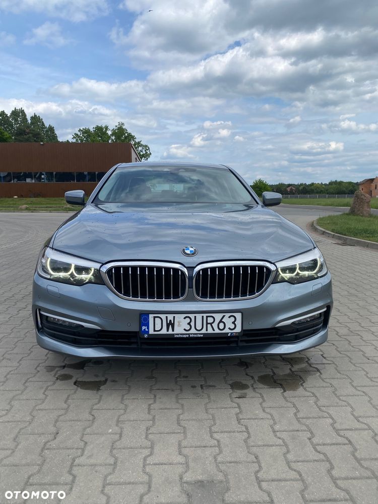 BMW Seria 5 520i - 13