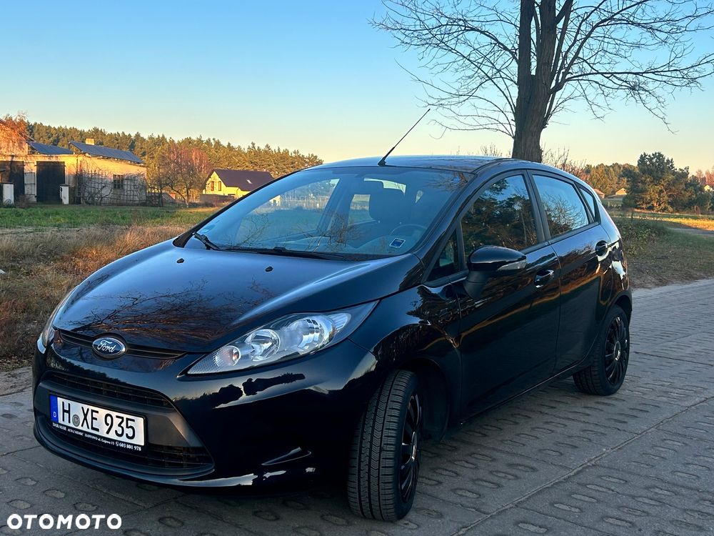 Ford Fiesta 1.25 Celebration - 10