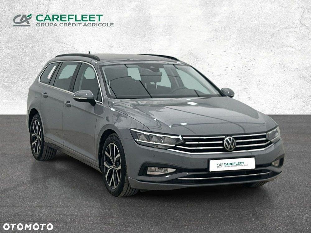 Volkswagen Passat - 4