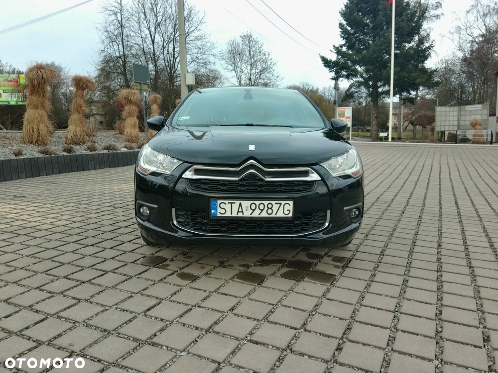 Citroën DS4 e-HDi 115 Urban Show - 8