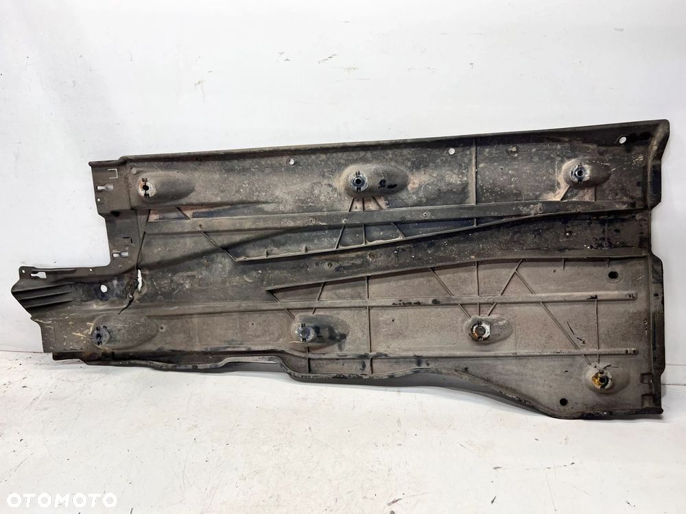 OSŁONA PŁYTA PODWOZIA PRAWA AUDI A3 8V 5Q0825202L 103/26 - 6