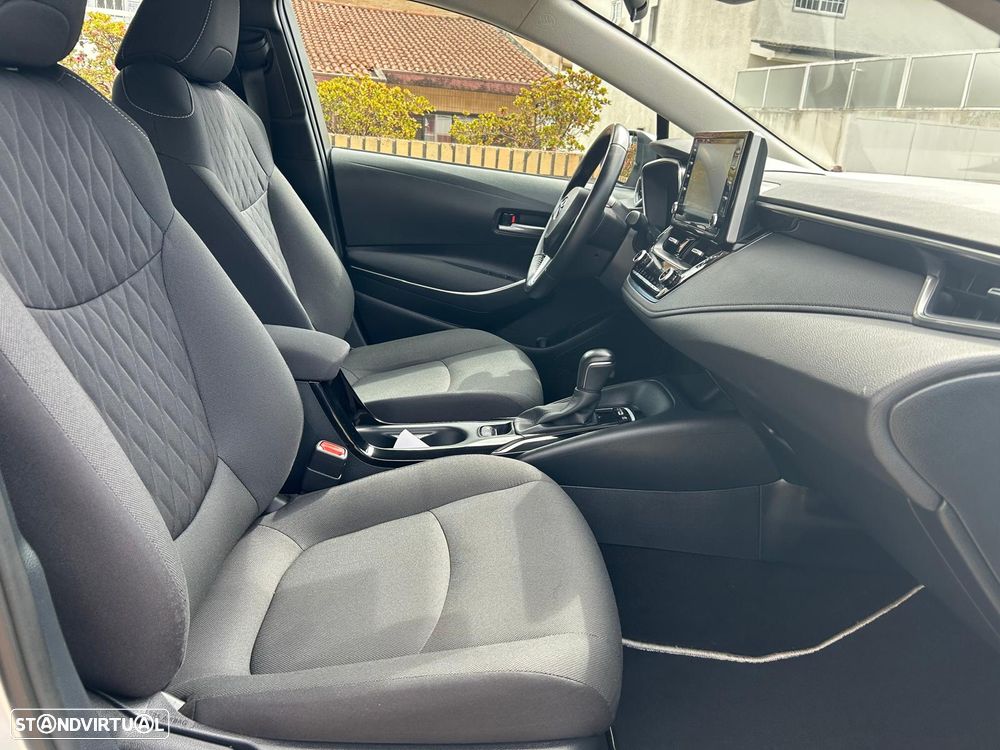 Toyota Corolla SD 1.8 Hybrid Exclusive - 20