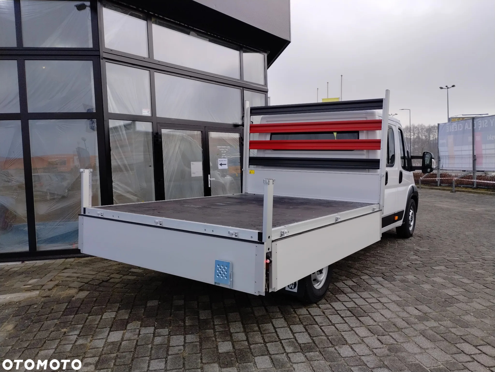 Opel Movano - 8