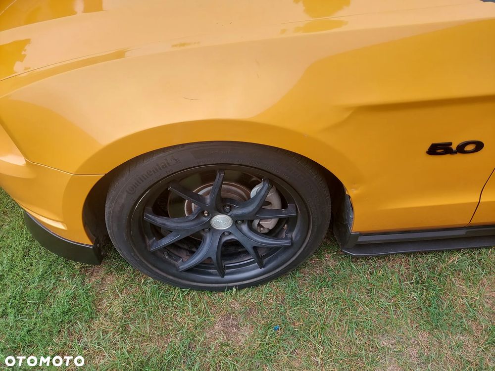 Ford Mustang 5.0 V8 GT - 23