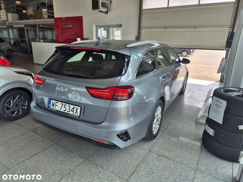 Kia Ceed 1.5 T-GDI M - 27