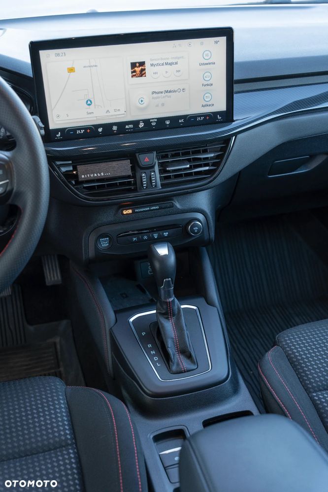 Ford Focus 1.0 EcoBoost mHEV ST-Line X - 29