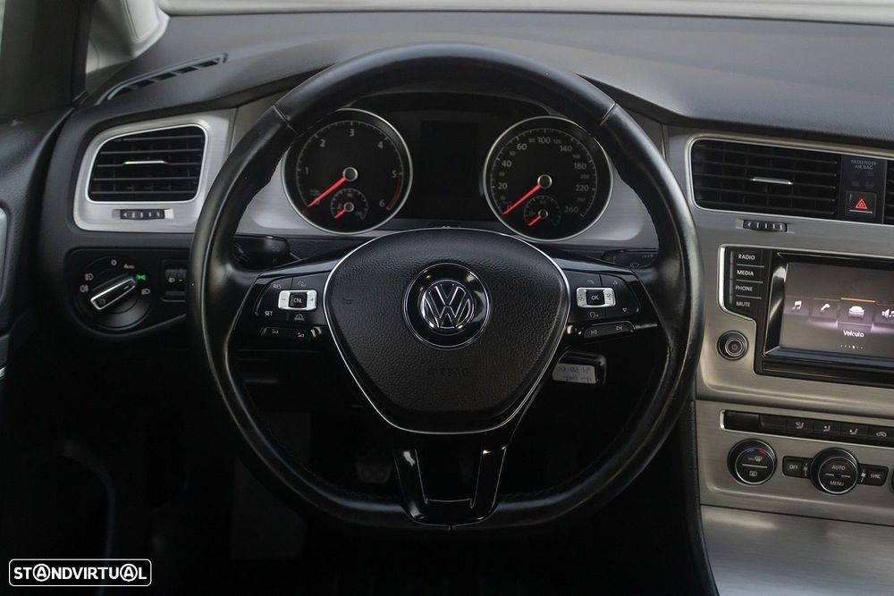 VW Golf 1.6 TDi BlueMotion Confortline - 13