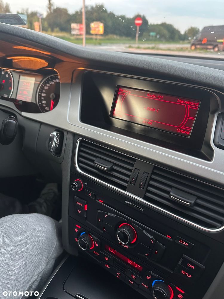 Audi A4 Limousine - 23