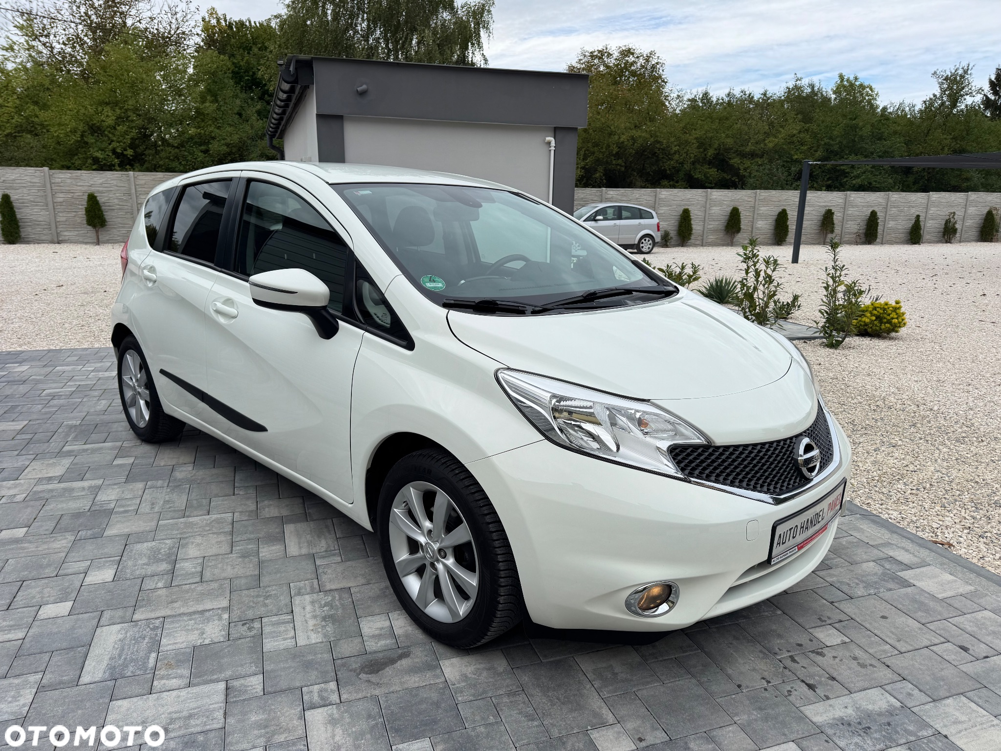 Nissan Note 1.2 DIG-S Acenta Plus EU6 - 13