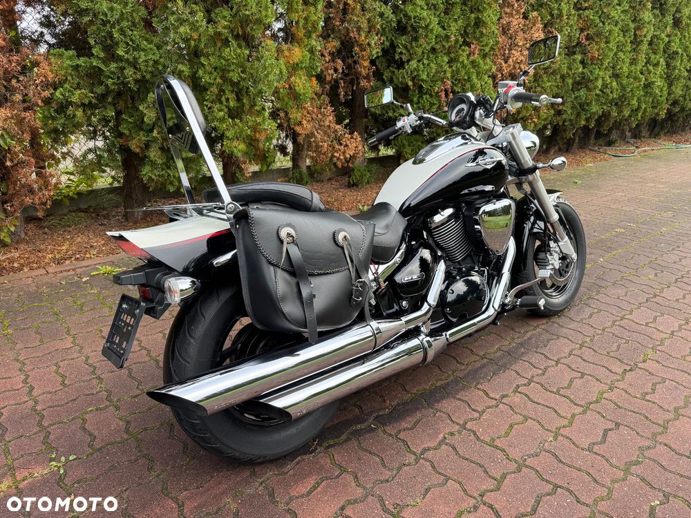 Suzuki Intruder - 4