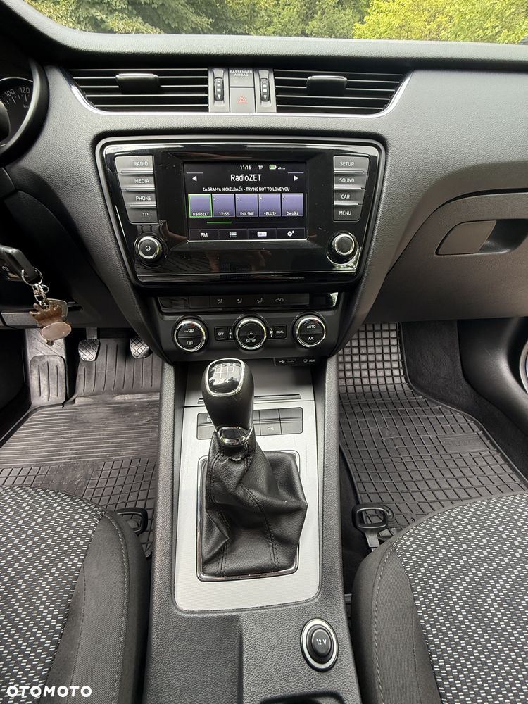 Skoda Octavia 1.6 TDI Ambition - 8