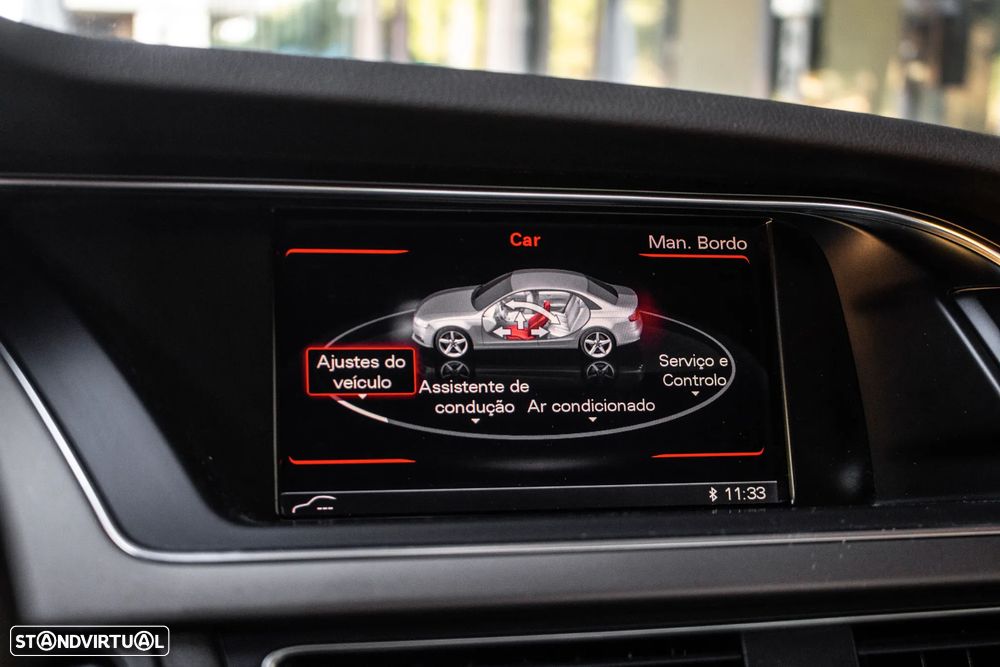 Audi A4 2.0 TDI S tronic design - 36