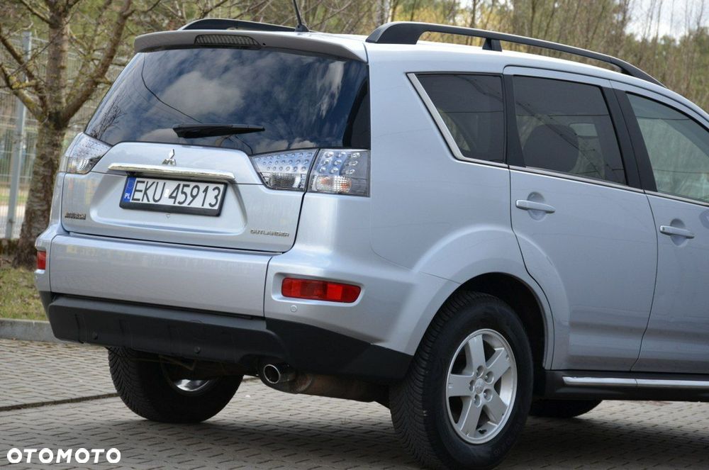 Mitsubishi Outlander - 14