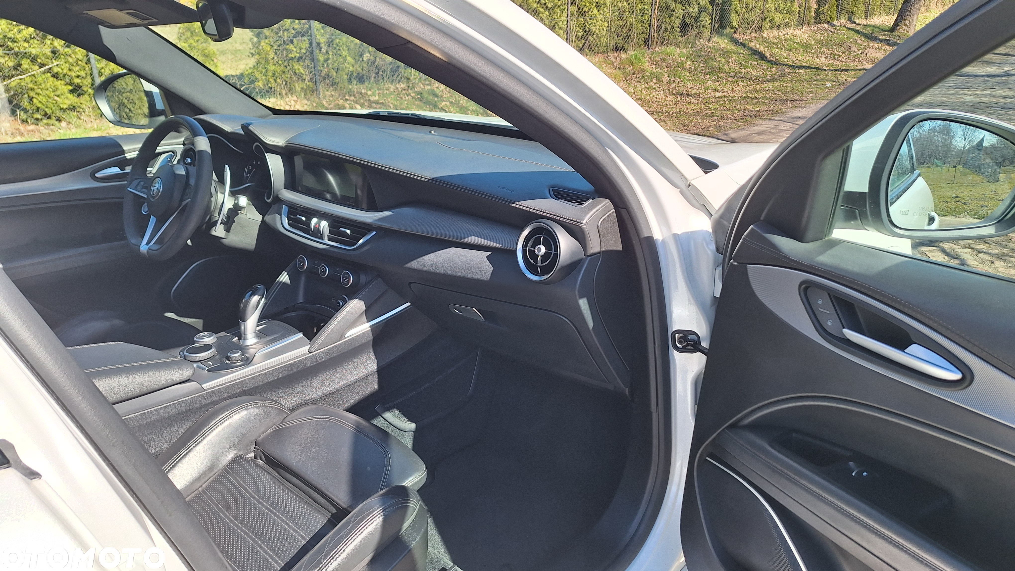 Alfa Romeo Stelvio 2.0 Turbo 16V AT8-Q4 Veloce Ti - 19