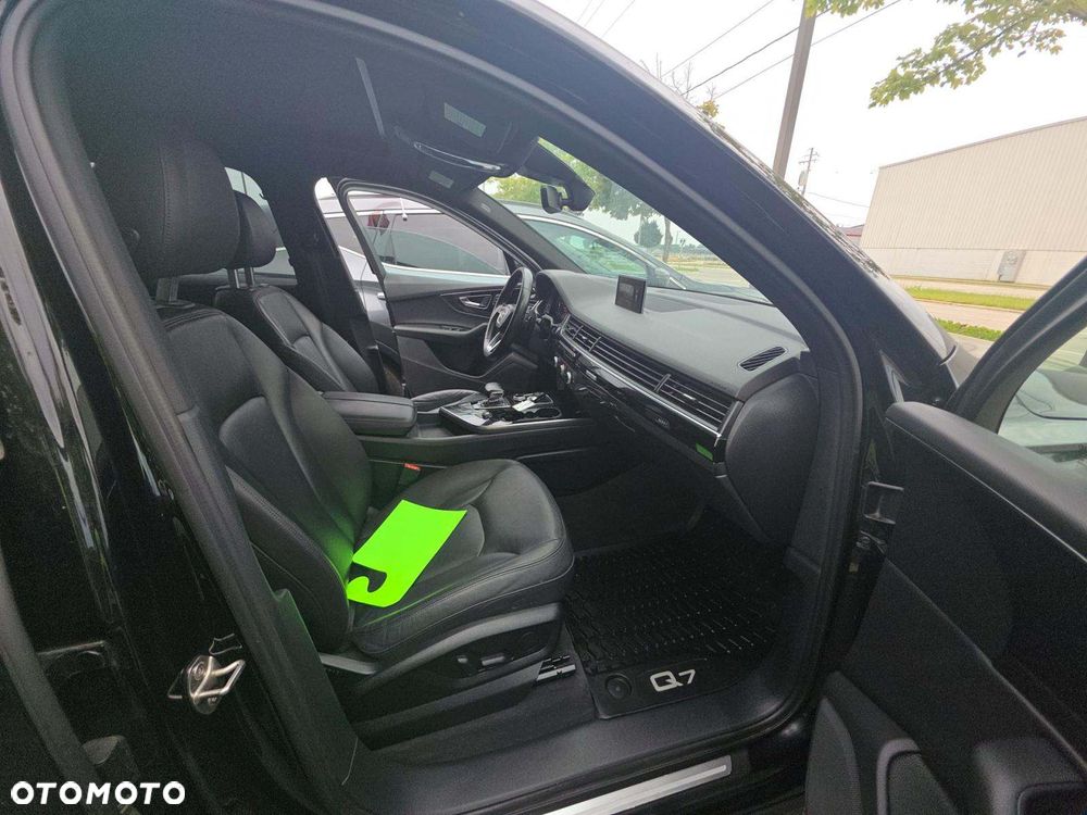 Audi Q7 3.0 TFSI Quattro Tiptronic - 9