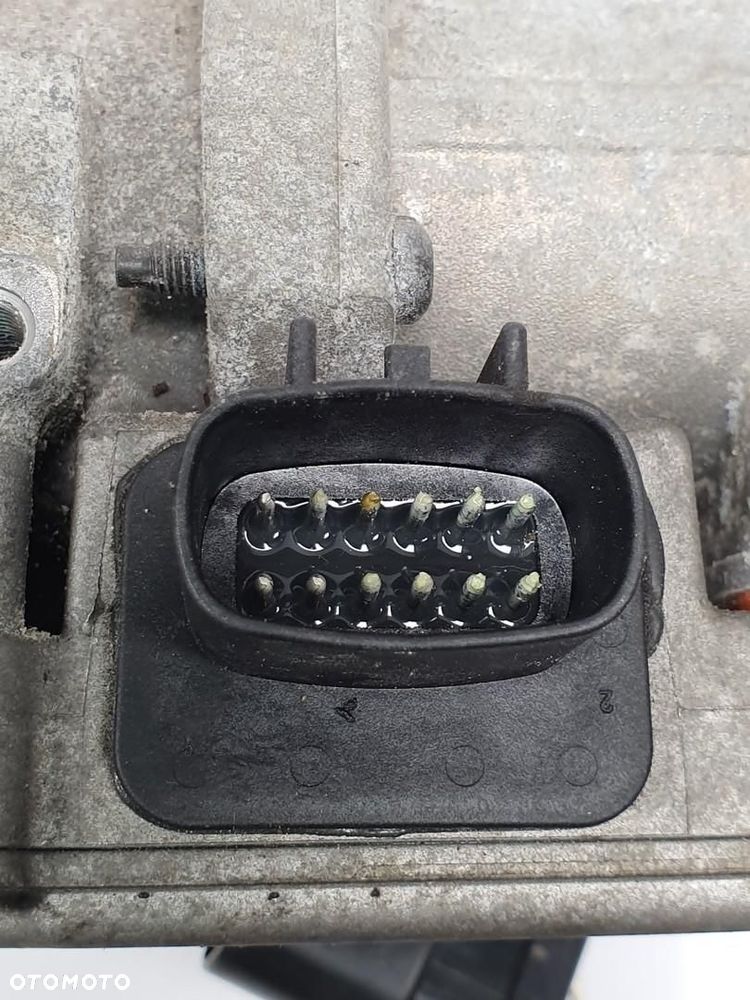 PRZEPUSTNICA JAGUAR S-TYPE 4.0 V8 XR8F-9E928-AE - 7