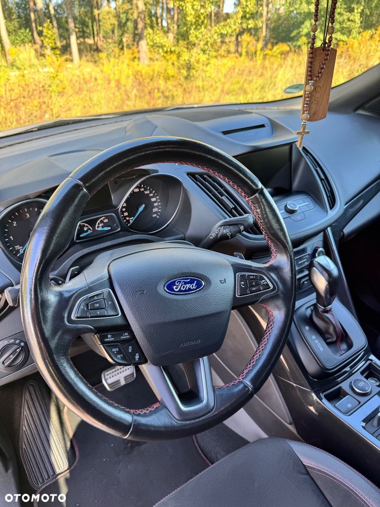 Ford Kuga - 15