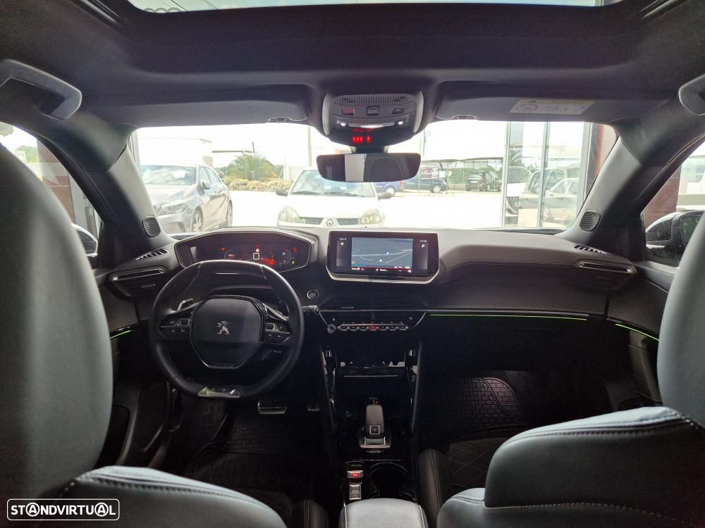 Peugeot 2008 1.2 PureTech GT Pack EAT8 - 12