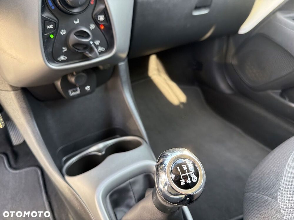 Toyota Aygo - 18