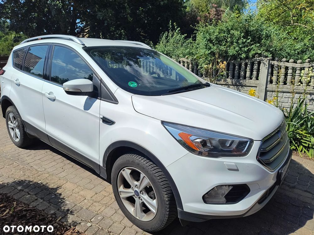 Ford Kuga 1.5 TDCi 2x4 Cool & Connect - 3